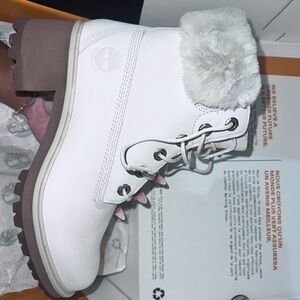 Winter/waterproof timberland boots